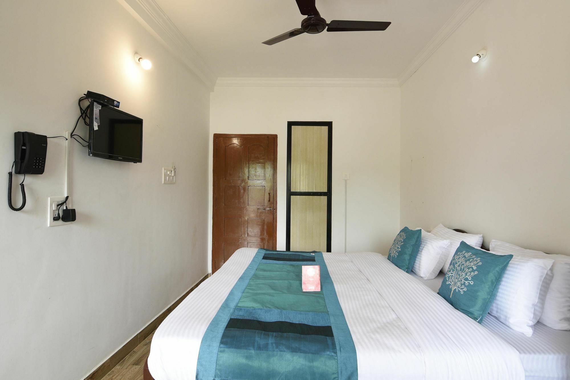 Frank Guest House Baga Εξωτερικό φωτογραφία