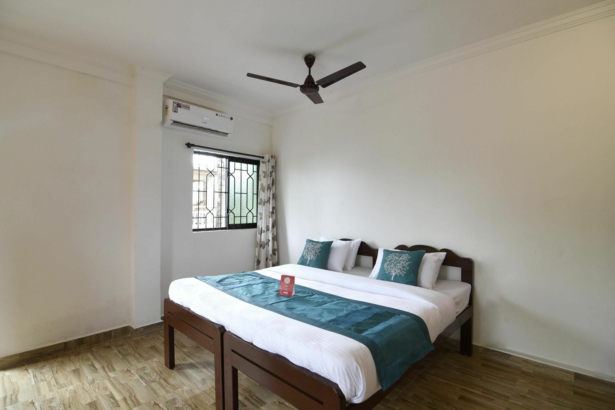 Frank Guest House Baga Εξωτερικό φωτογραφία